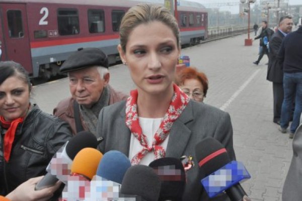 Mănescu: Portul din Constanţa să fie folosit la întregul său potenţial